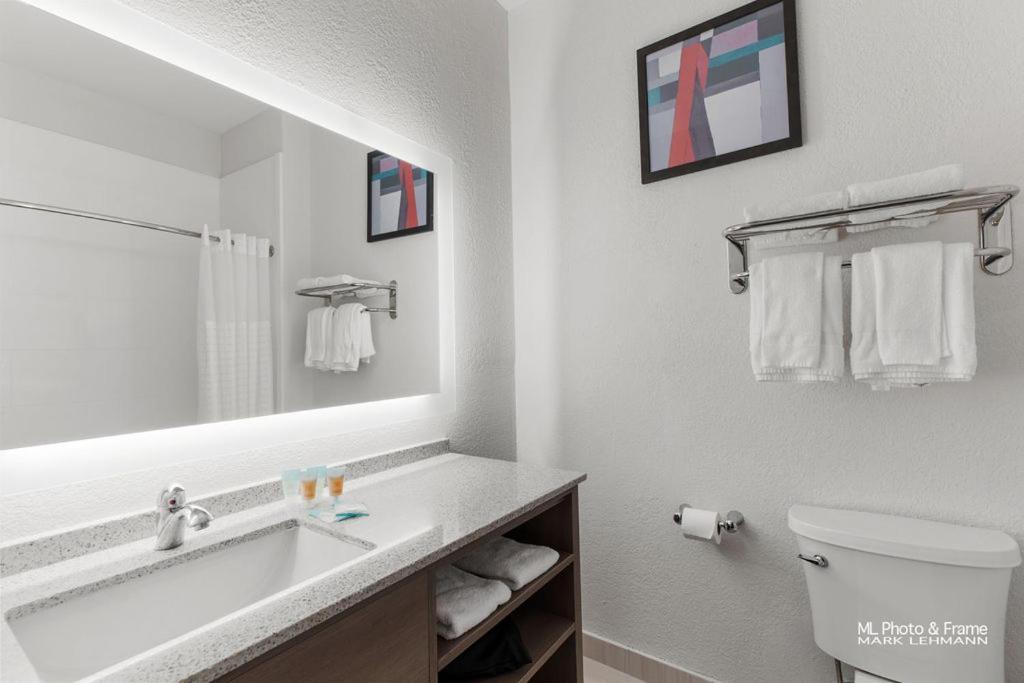 Comfort Suites ラレド エクステリア 写真