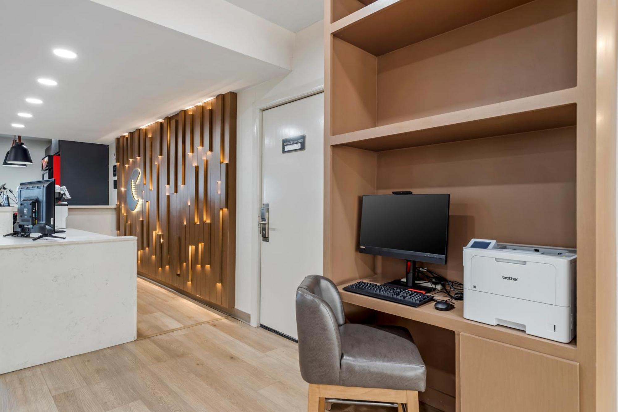 Comfort Suites ラレド エクステリア 写真