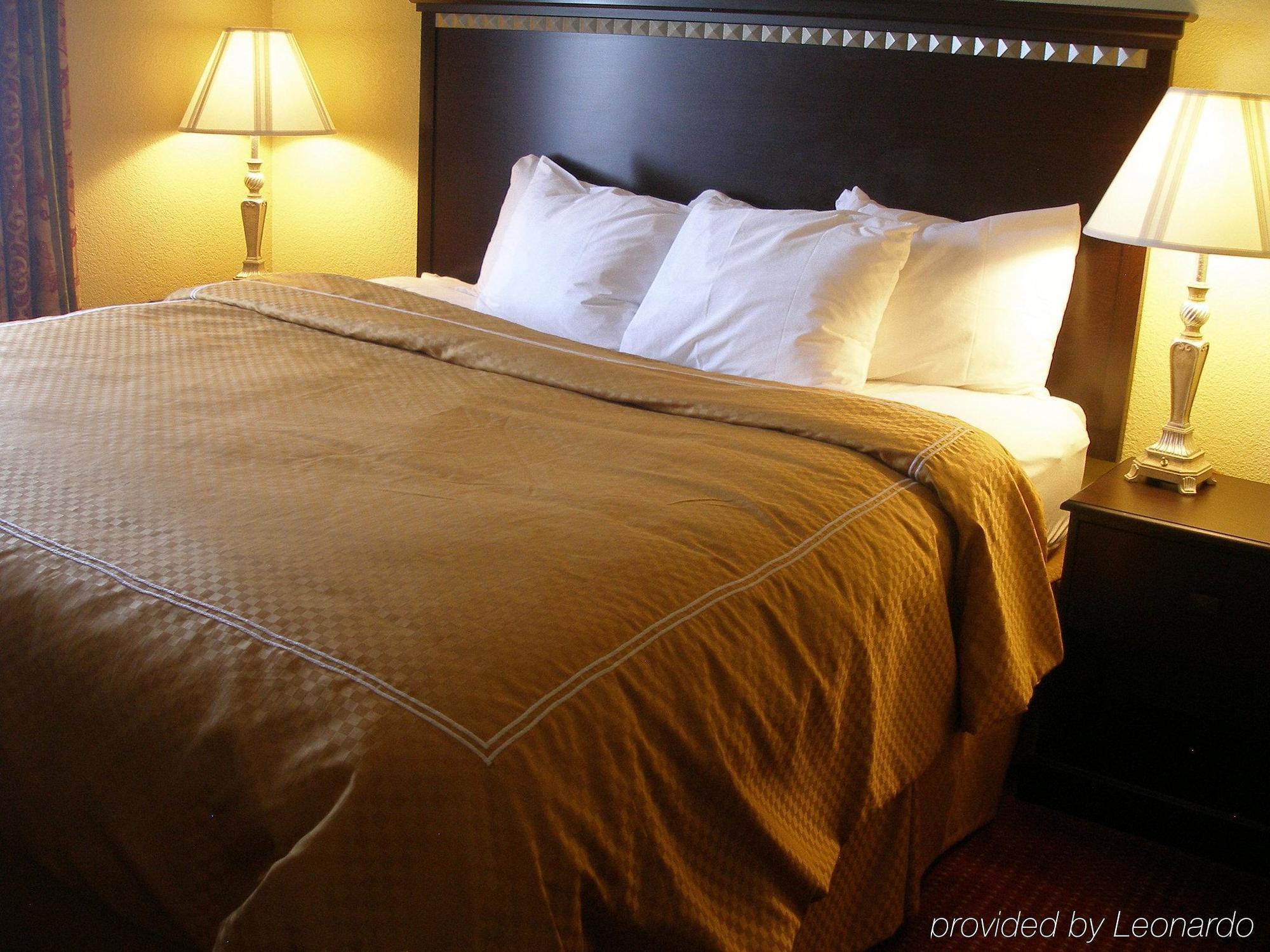 Comfort Suites ラレド 部屋 写真
